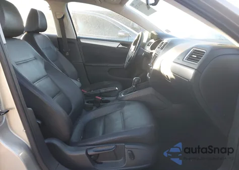 2014 Volkswagen Jetta 1.8T Se from USA, damaged, VIN 3VWD07AJXEM323250